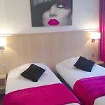 Otel Restaurant L'evidence Neufchâteau